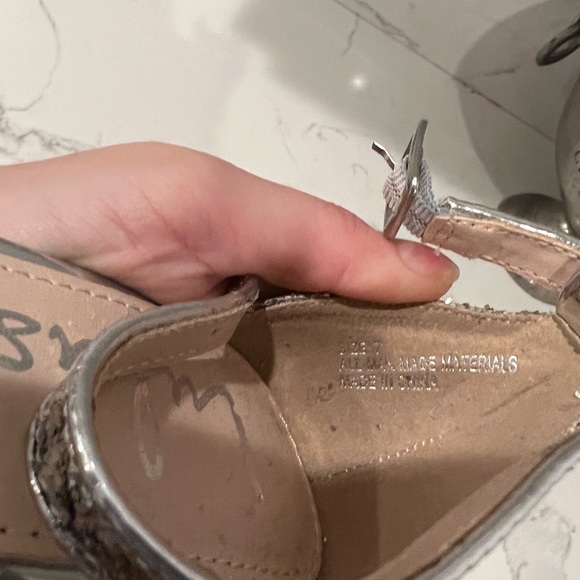 Lulu Silver Heels - New no Tags - Picture 5 of 5